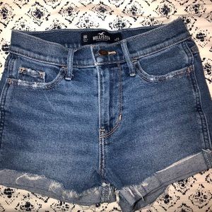 Hollister Vintage Stretch High Rise Shorts